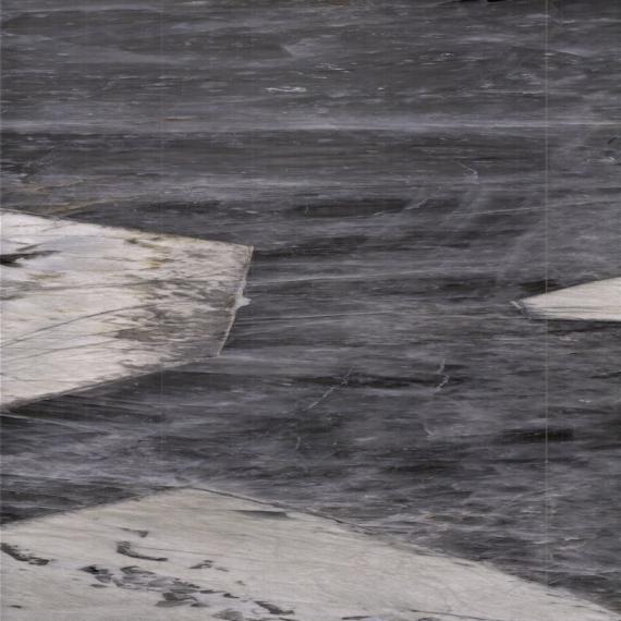 Серые мраморные плиты для строительства офисов