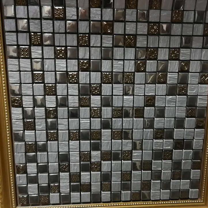 Mosaic construction material
