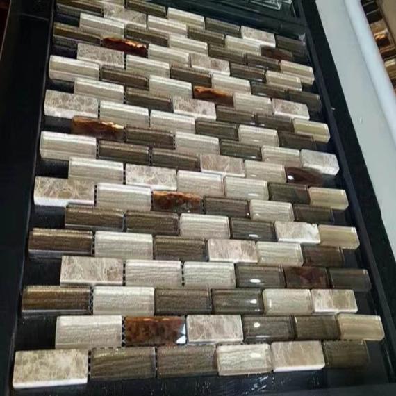 Мозаичный строительный материал